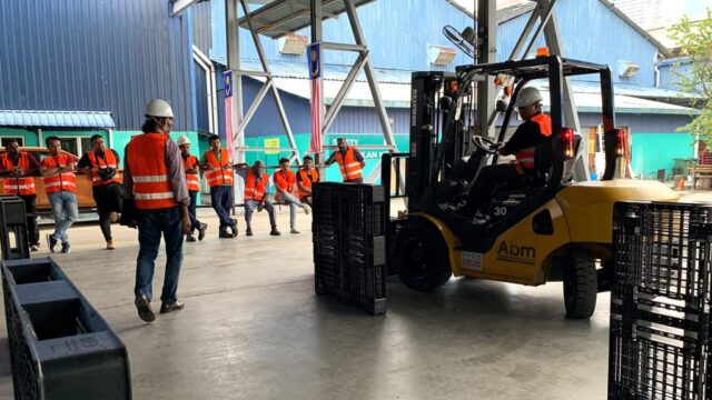 Forklift-4-1024×640-1